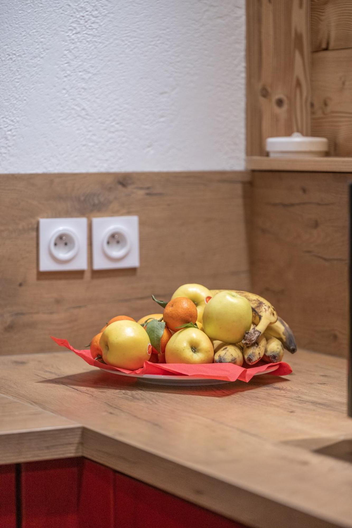 Chalet Alpe D'Huez 1850-Sea And Mountain Pleasure Avec 2 Appartements- 1 Appartement 3 Chambres 8 Couchages - 3 Salles D'Eau Et 1 Appartement 5 Chambres 12 Couchages 5 Salles D'Eau - Jacuzzi Et Sauna -Pieds Des Pistes Et Centre מראה חיצוני תמונה
