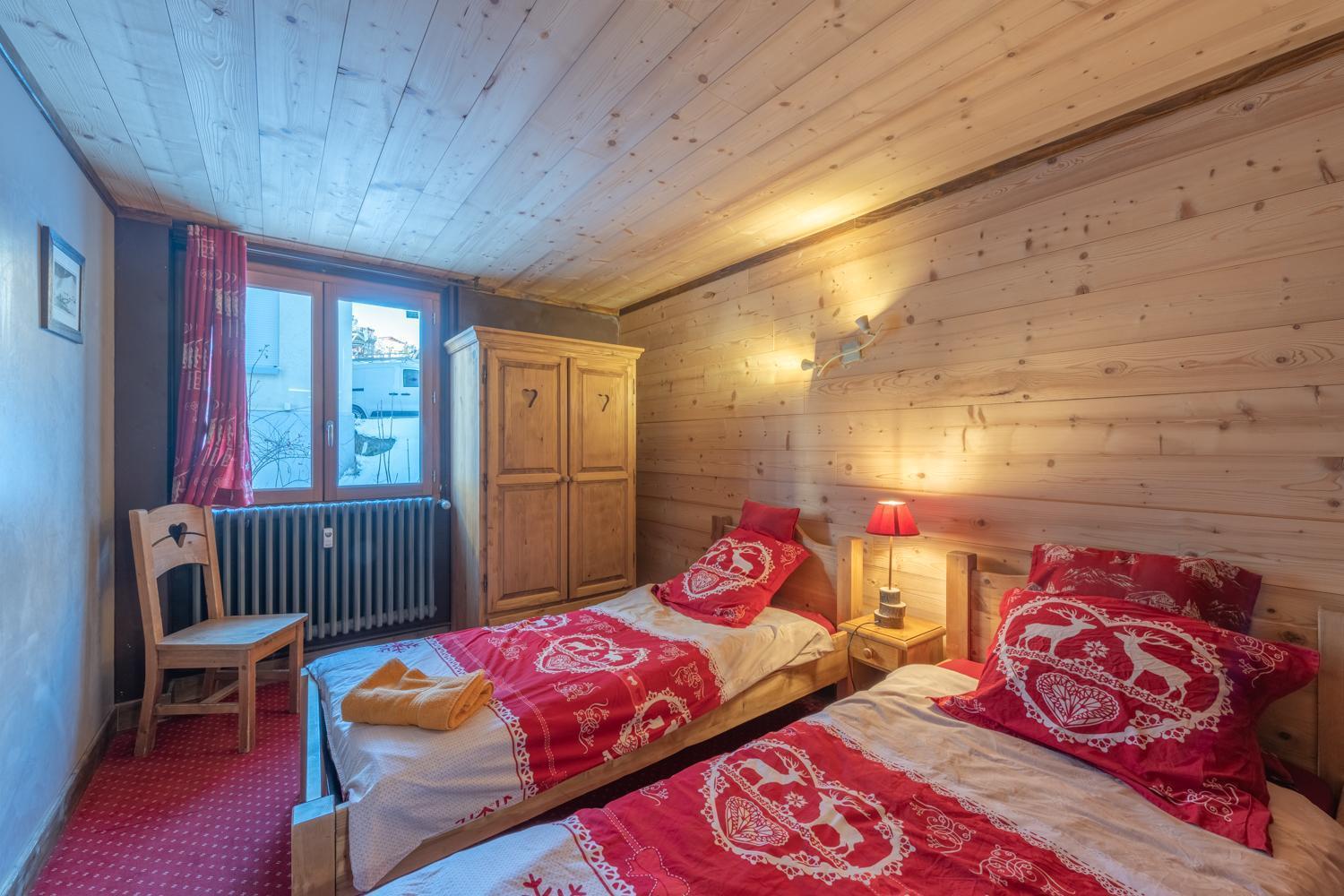 Chalet Alpe D'Huez 1850-Sea And Mountain Pleasure Avec 2 Appartements- 1 Appartement 3 Chambres 8 Couchages - 3 Salles D'Eau Et 1 Appartement 5 Chambres 12 Couchages 5 Salles D'Eau - Jacuzzi Et Sauna -Pieds Des Pistes Et Centre מראה חיצוני תמונה